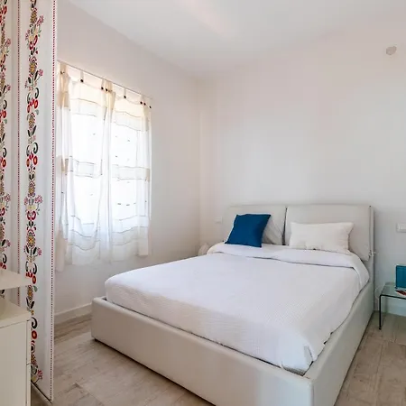 Splendida Con Vista Mozzafiato E Piscina Terrasini