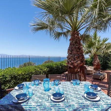 Splendida Con Vista Mozzafiato E Piscina